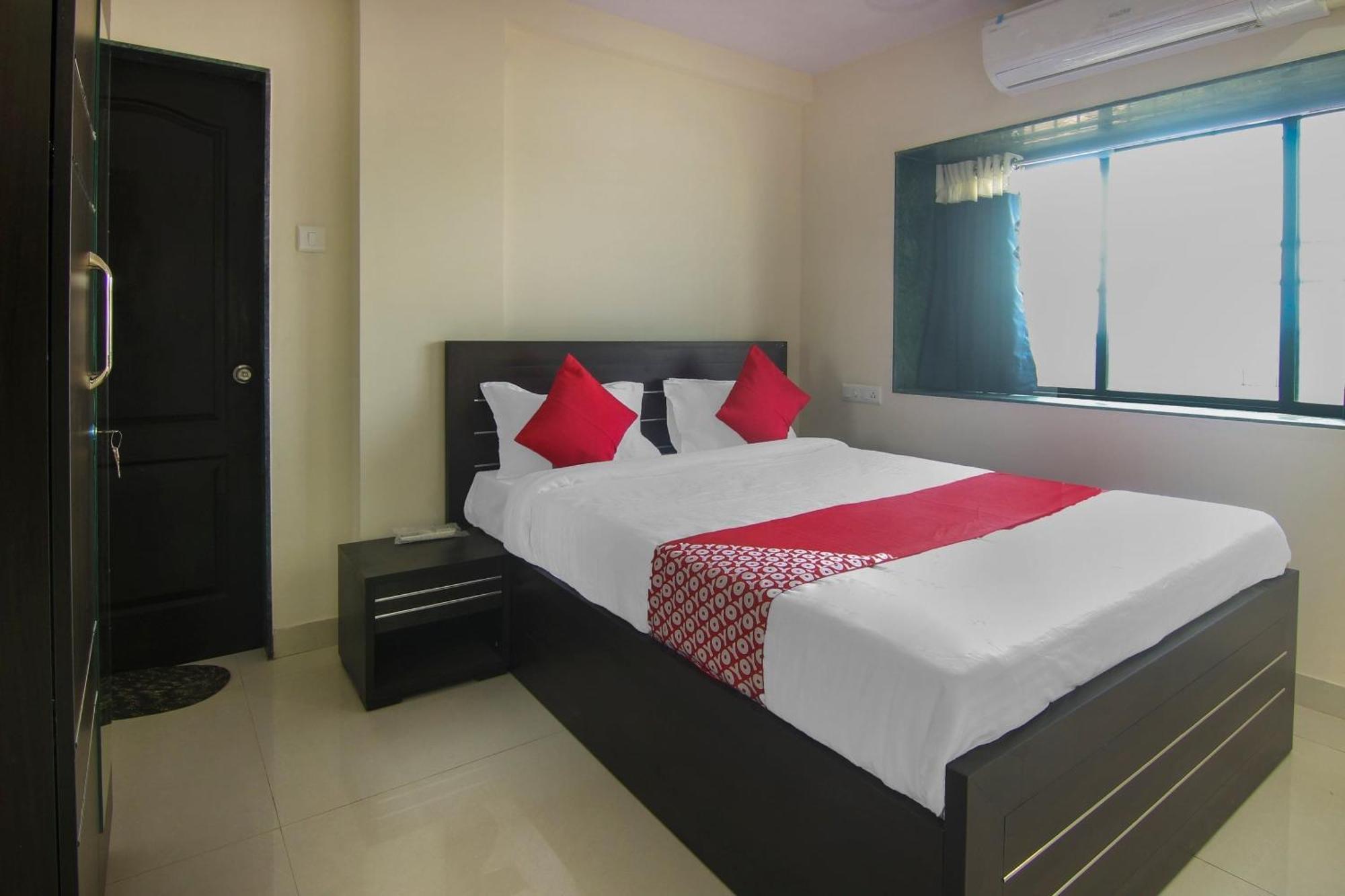 Hotel O Villa 31 Akot Dış mekan fotoğraf