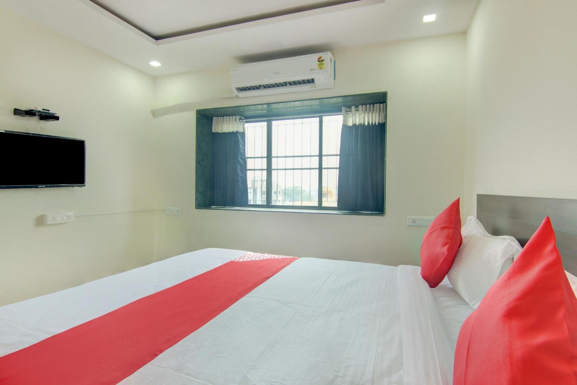 Hotel O Villa 31 Akot Dış mekan fotoğraf